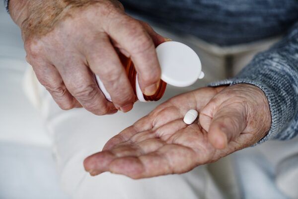 Leia mais sobre o artigo Aspirina para o coração: o uso diário previne doenças cardiovasculares?
